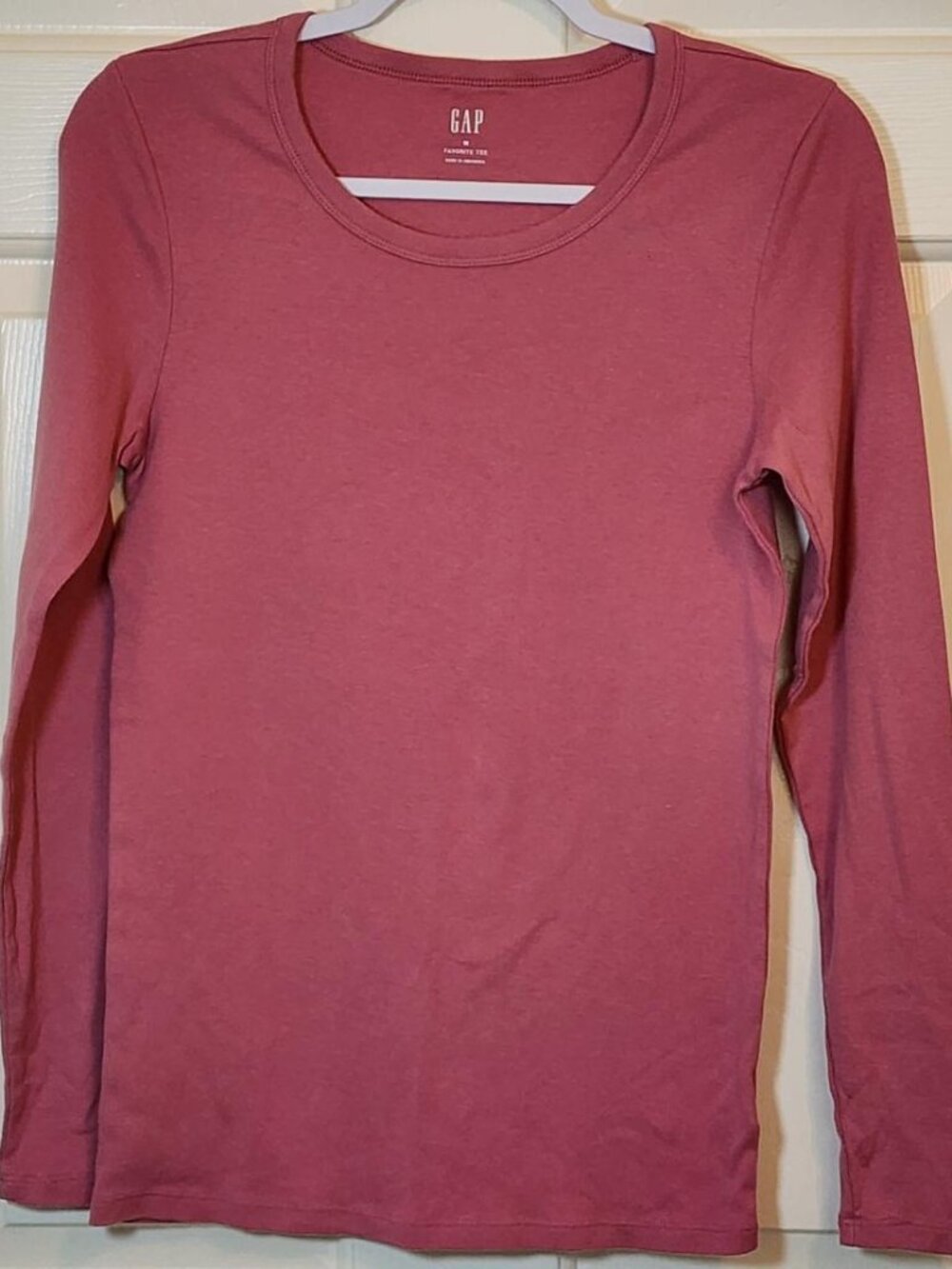 Women's GAP Favorite Long Sleeve Tee